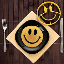 Load image into Gallery viewer, Smiley Silicone Cooking Mold - iFoodies
